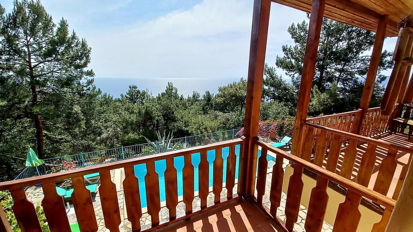 Villa With Sea Views In Faralya 페티예