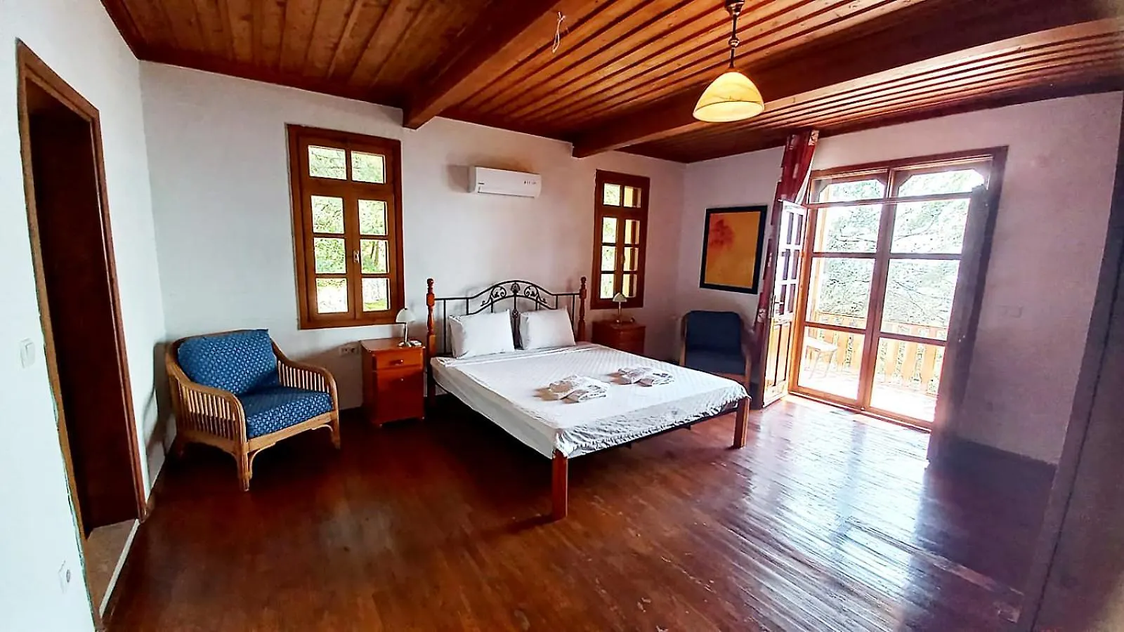 Villa With Sea Views In Faralya 페티예 터키
