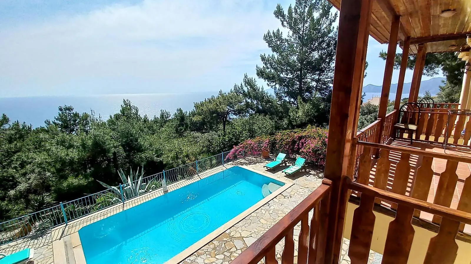 Villa With Sea Views In Faralya 페티예