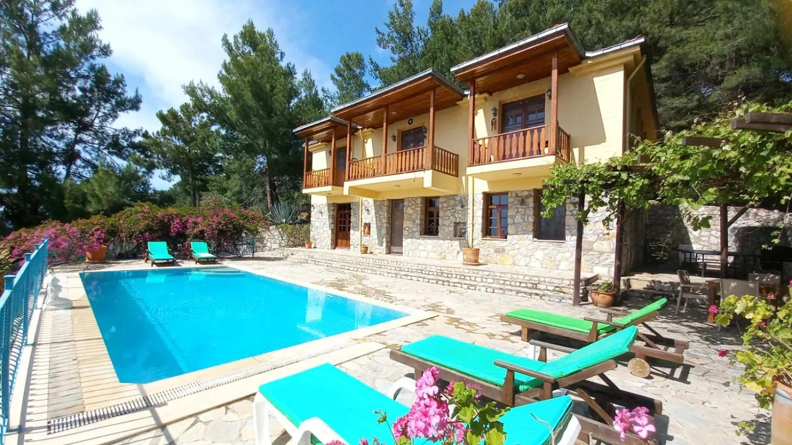 Villa With Sea Views In Faralya Fethiye